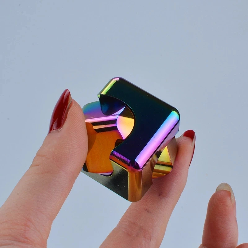 Cube en métal Spinner du bout des doigts pour enfants, jouets de décompression, anti-anlande, Fidget à main, Vent Toys, Flipo Flip