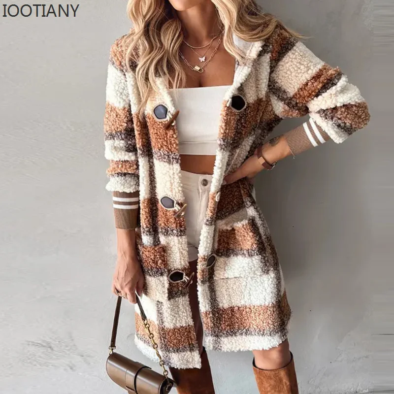 

2023 Winter Fleece Women's Jacket All-match Ladies Plaid Pocket Warm Midi Jackets Fashion Croissant Button Hooded Cardigan Coats