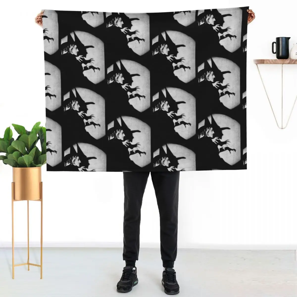 Wicked Witch Of The West Oz Wizard Throw Blanket Hairy Summer Luxury Thicken Vintage for winter for sofa Blankets