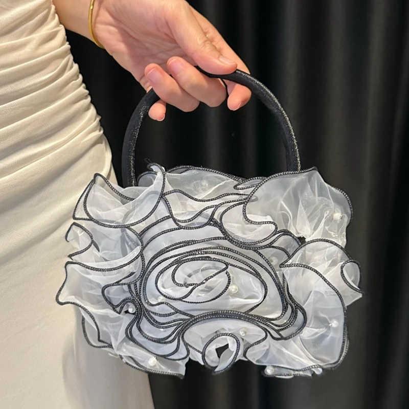 

Three-dimensional Flower-shaped Pearls Women's HandBag Fashion Dress Purse Evening Day Clutch Bag Luxury Exquisite Evening Bag