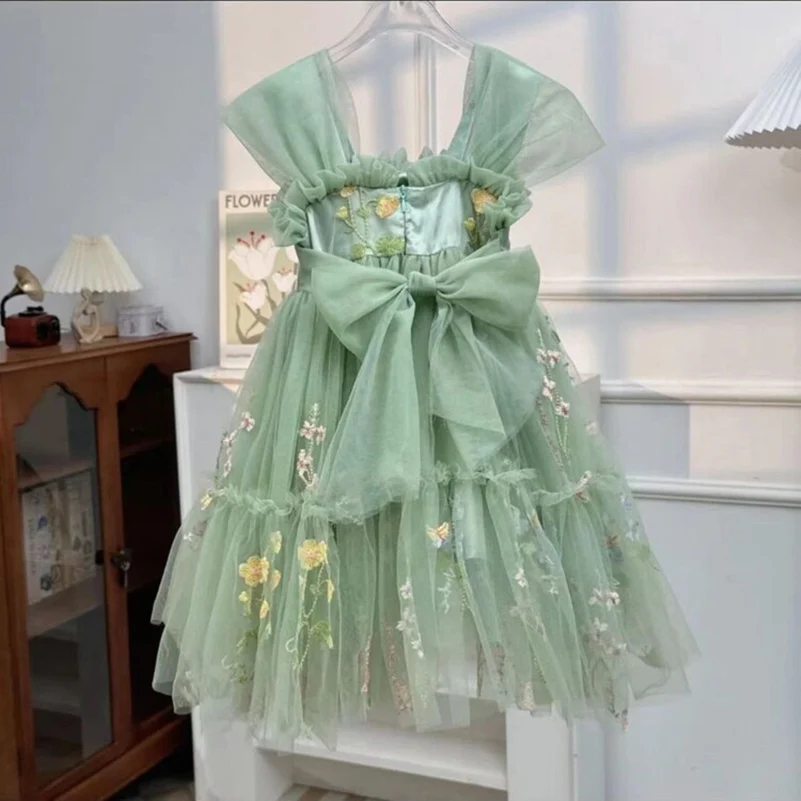 Summer girl children\'s fashionable dress with printed green bow/suspender mesh princess skirt for children\'s clothing