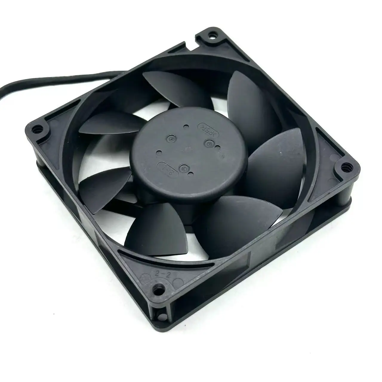 NMB-MAT 09225VE-12P-CT DC 12V 0.68A 3-Wire 90X90X25mm Server Cooling Fan