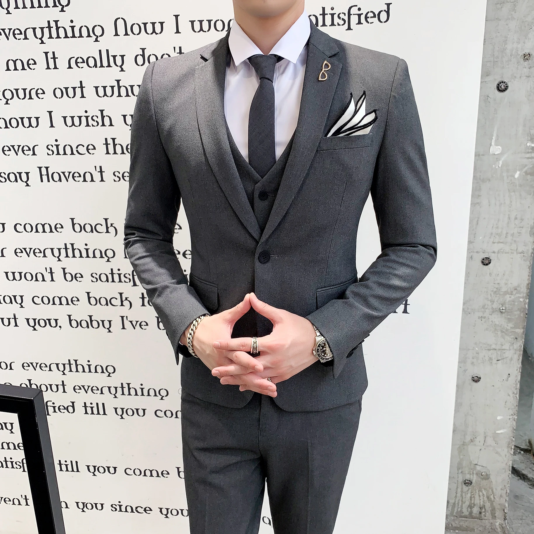 ชุดสูทสามชิ้นผู้ชายชุดทางการชุ - Men Formal Wear Options บทวิจารณ์และราคา