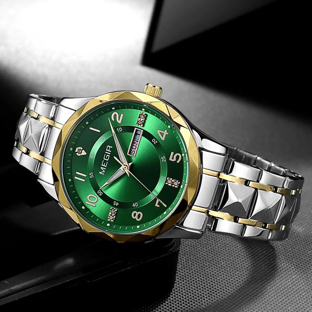 MEGIR Elegant Simple Style Women's Quartz Watch with Date Day Display Fashion Stainless Steel Strap Alloy Case Ladies Wristwatch