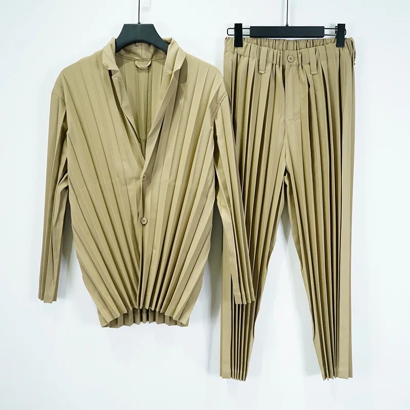 

Europe New Miyake Pleated Men Casual Blazer Jacket Fashion Elastic Elastic Waist Straight Pants Non-iron Plisse Suit Office Wear