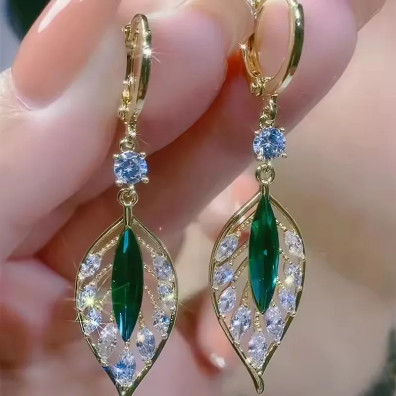 Green Crystal Golden Leaves Earrings for Women Long Wavy Fringe Earrings Long Hanging Earrings Fish-shaped Handmade Earrings Set
