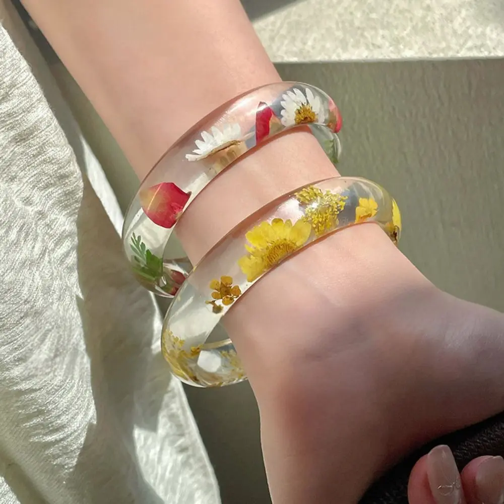 Retro Boheemse Acryl Bangle Hars Brede Natuurlijke Gedroogde Bloem Armband Gedroogde Daisy Sieraden Accessoires Grote Manchet Bangle Gift