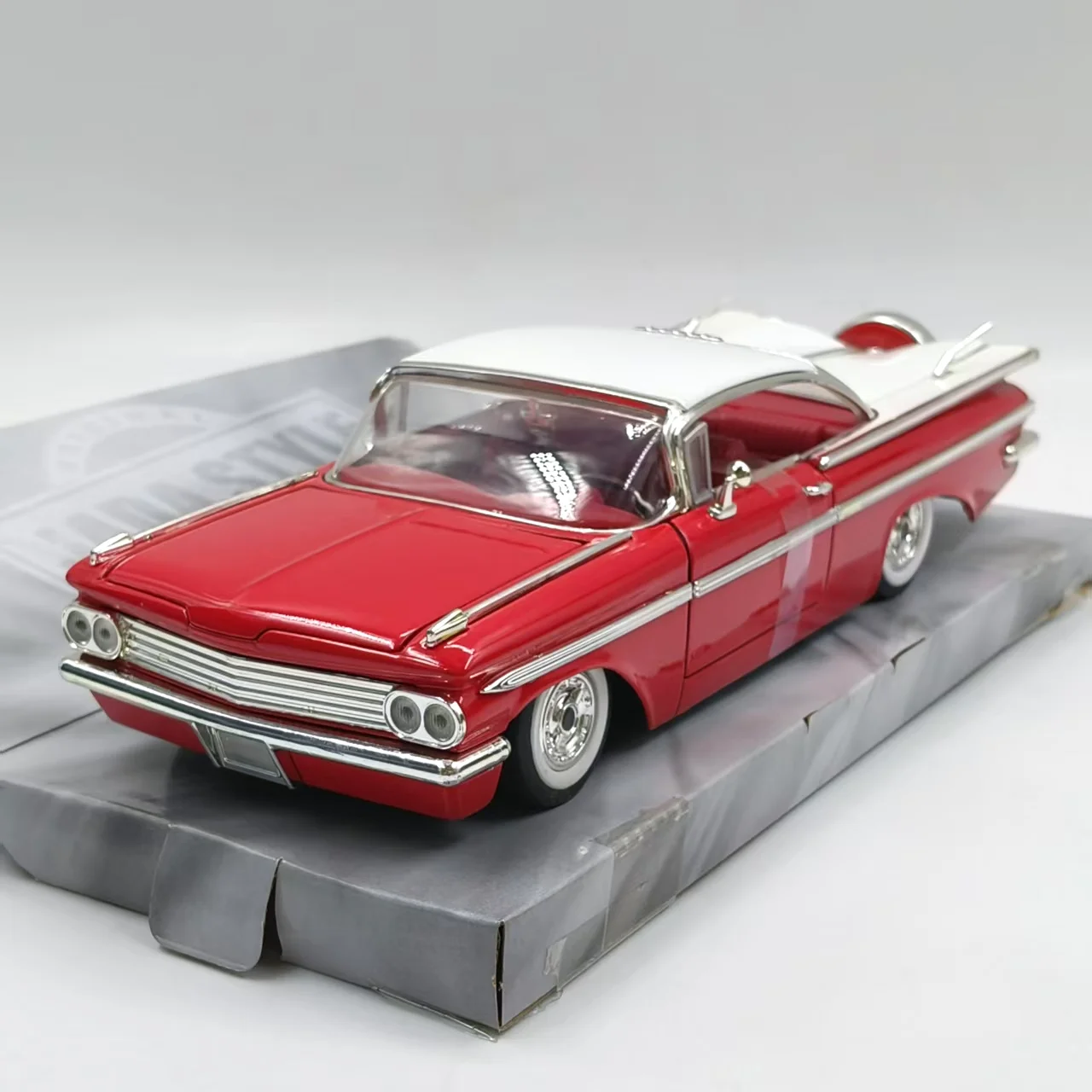 

Diecast 1:24 Scale Jada Chevrolet IMPALA 1959 Alloy Car Model Collectible Toy Gift Souvenir Display Ornament