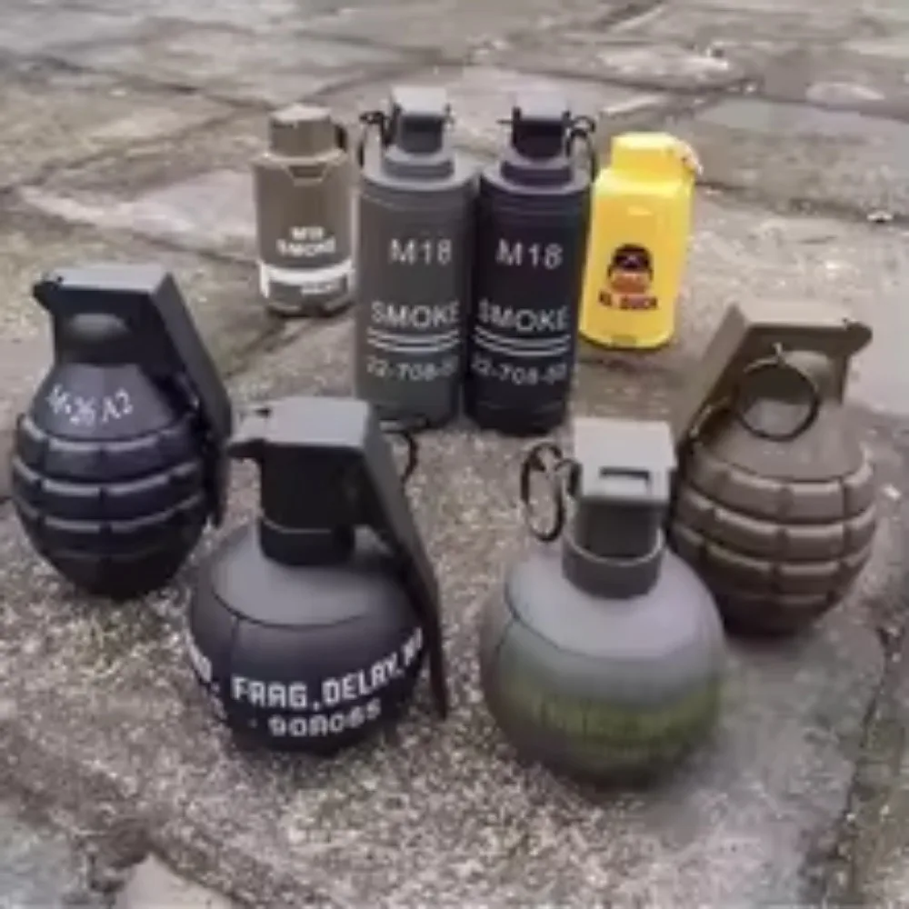 1/2Pcs M18 Toy-Hand Grenade, Tactical Smoke Grenade Model Plastic Toy-Grenade Outdoor Grenade Model.