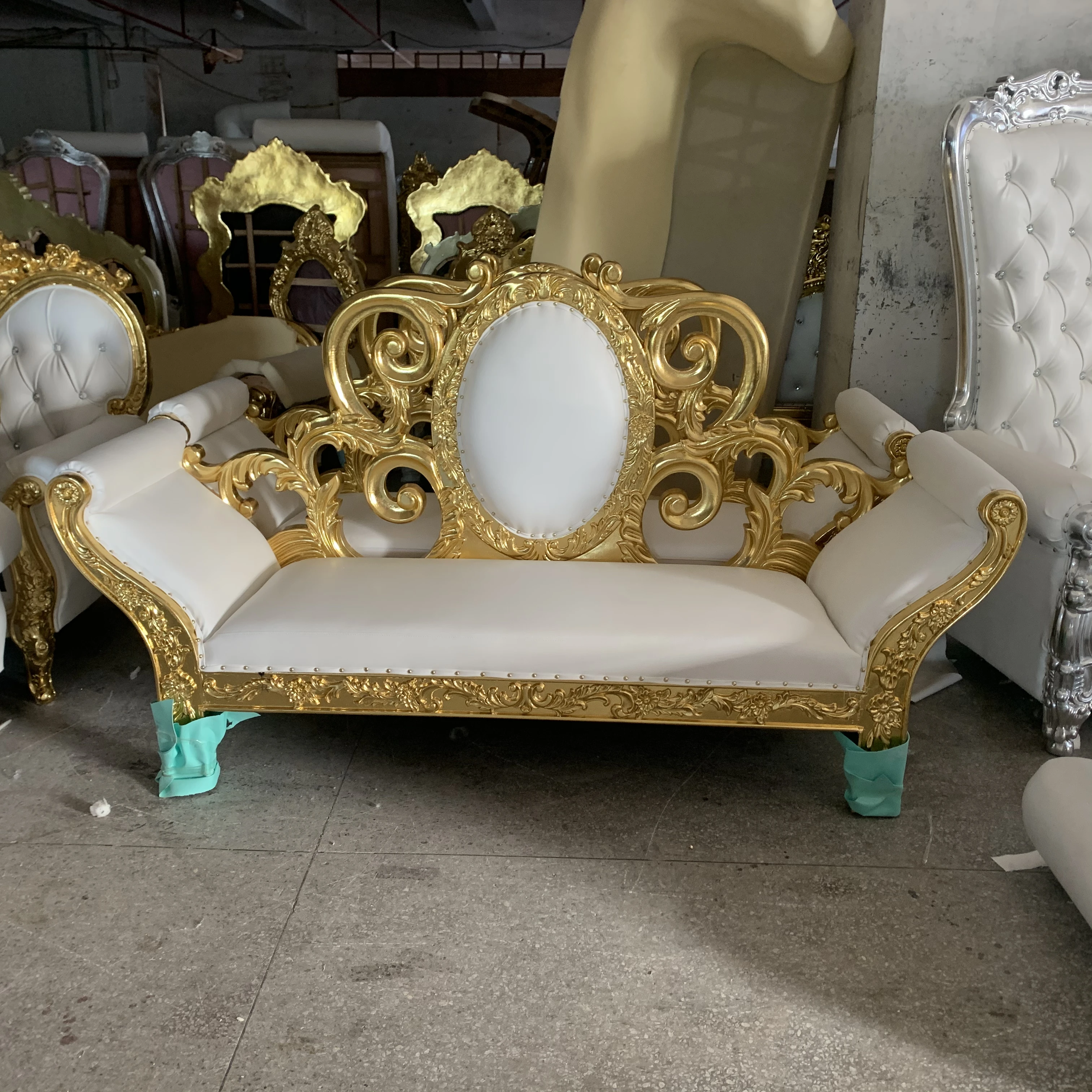 Custom Kids Throne Chairs Party Children, White and Gold Wedding Event Party Hotel Furniture Small king Throne Chair for Kids view 3