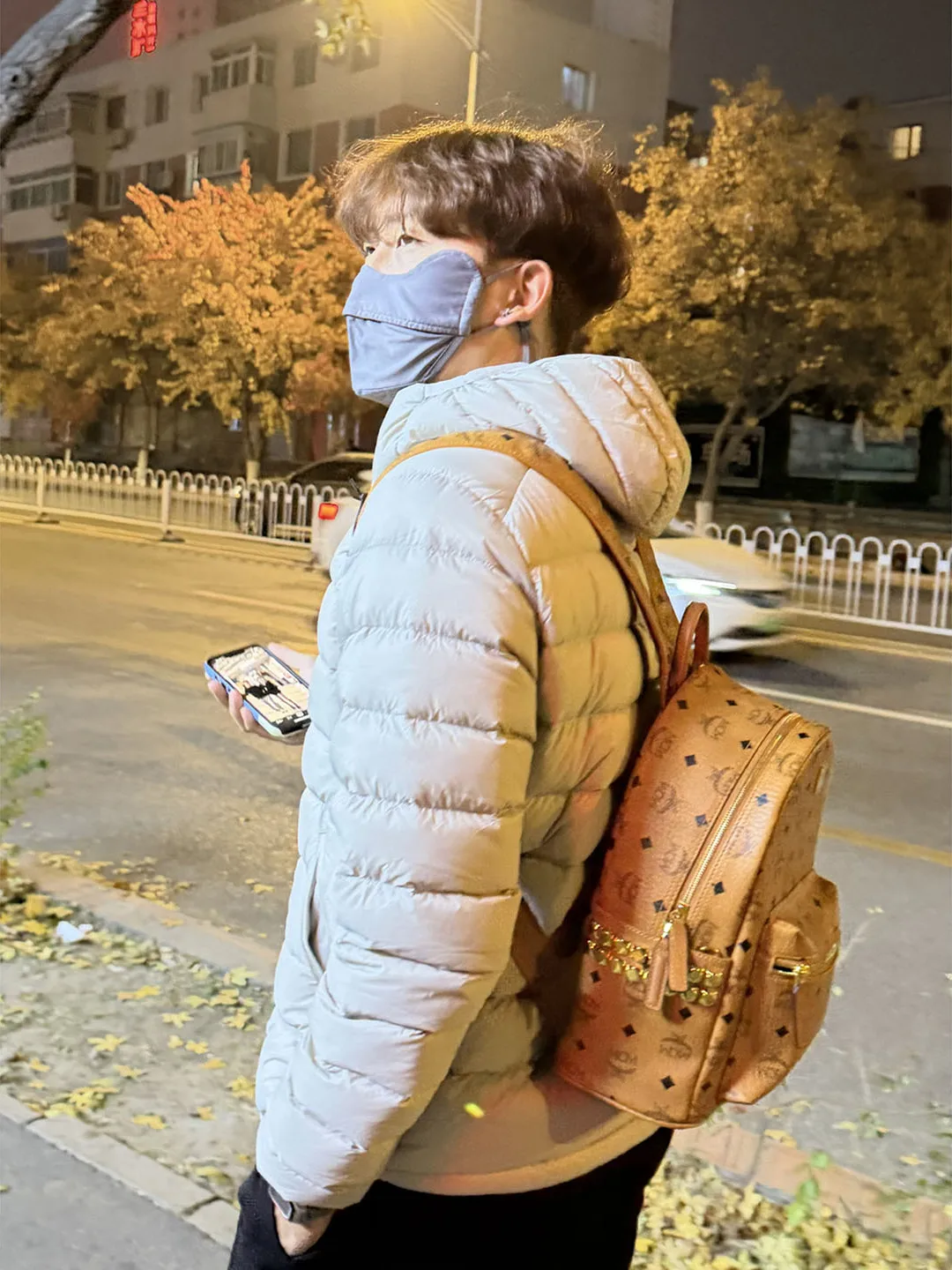 

Легкое утепленное стеганое пуховое пальто с белой костяной инкрустацией, защищающее от холода, для мужчин и женщин на зиму