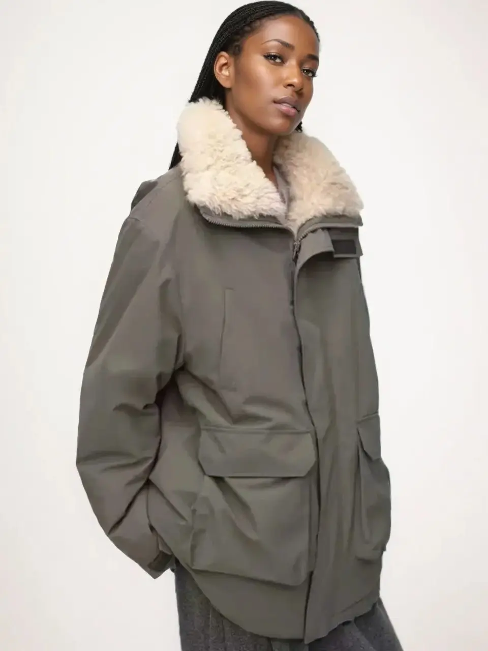 

2025 Women's Casual Winter Quilted Army Green Padded Faux Lamb Fur Fleece Coats Lady Warm Jackets Snow Wear Parkas