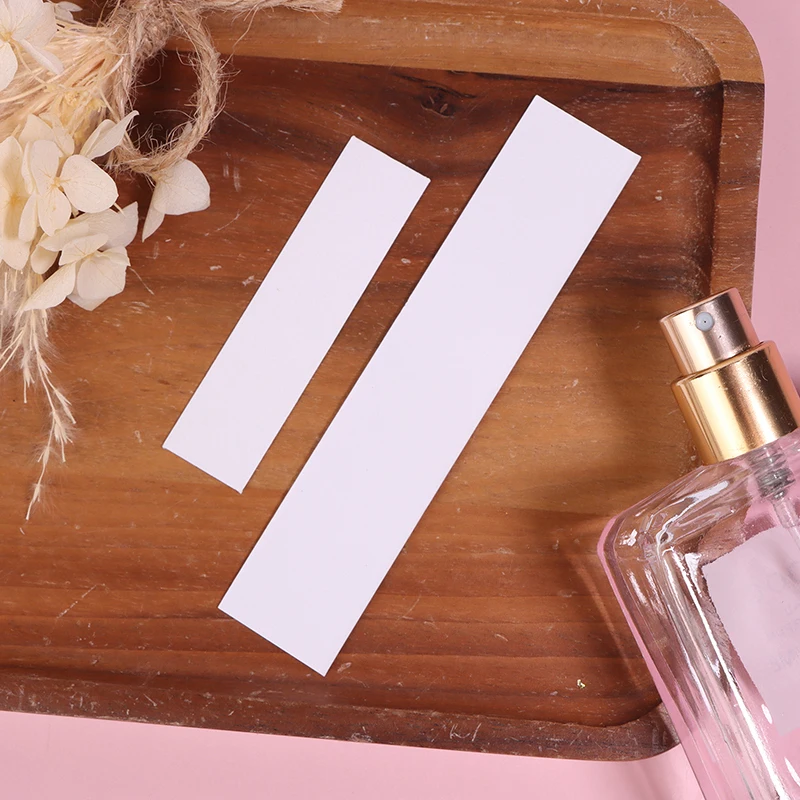 

Multiple Szes 50pcs Tester Strips Fragrance Disposable White Women Smell Paper Paper Strips Test Paper Aromatherapy Perfume