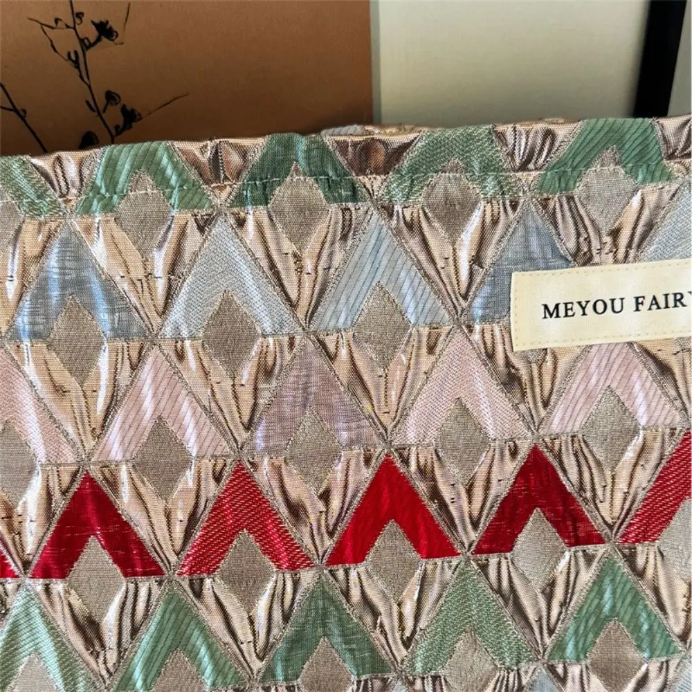 

Новая ретро-косметичка с клетчатым узором, портативная сумка для хранения туалетных принадлежностей, красочная дорожная сумка