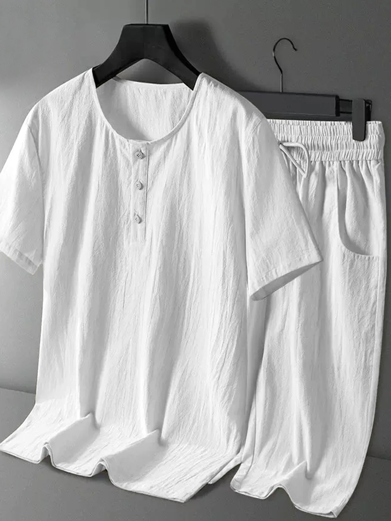 Men's Cotton Linen 2-Piece Set Henley T-Shirt Drawstring Shorts Breathable Casual Beach Outfit