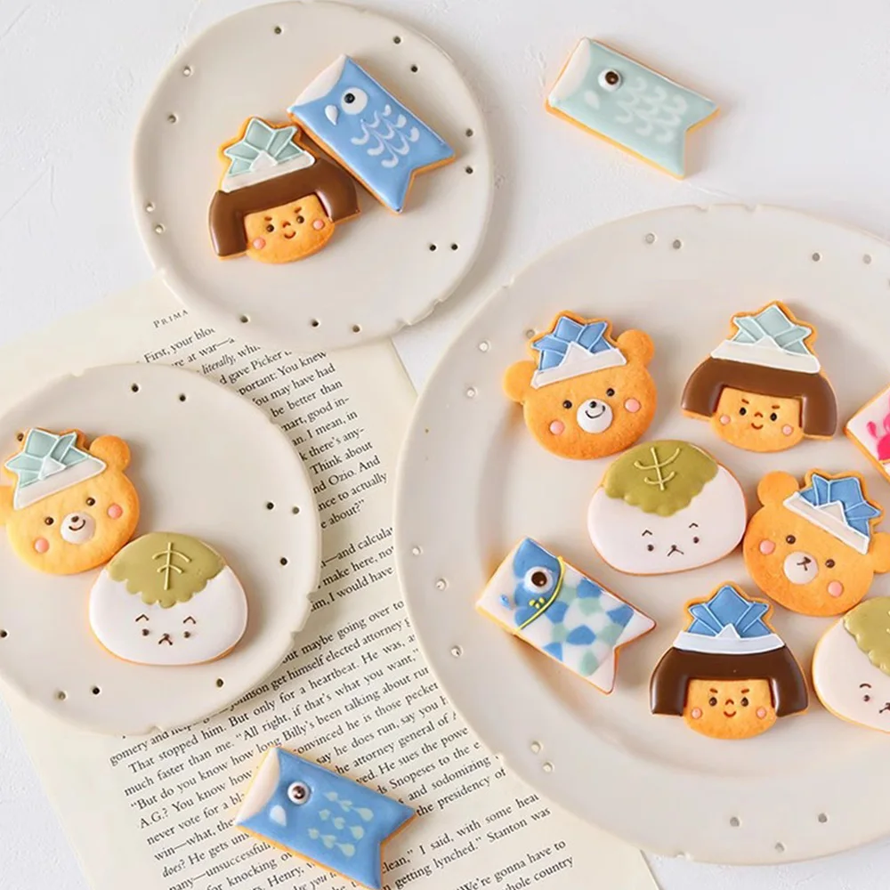 Cartoon Cute Cookie Mold Set Party Cute 3D Stereo Pressing Biscuits Cutting Mold DIY Flip Sugar Baking Tool Children's Day Gift
