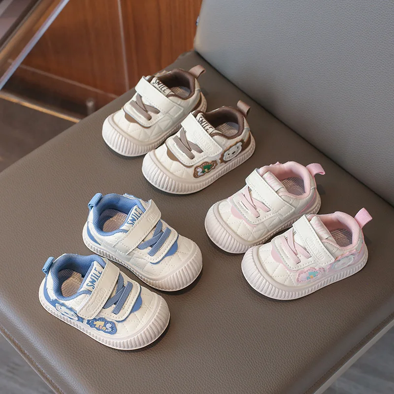 

2024 Autumn New Children Learning Walking Shoes for Girls Boys Fashion Soft Bottom Anti-slippery Versatile Korean Style Flats