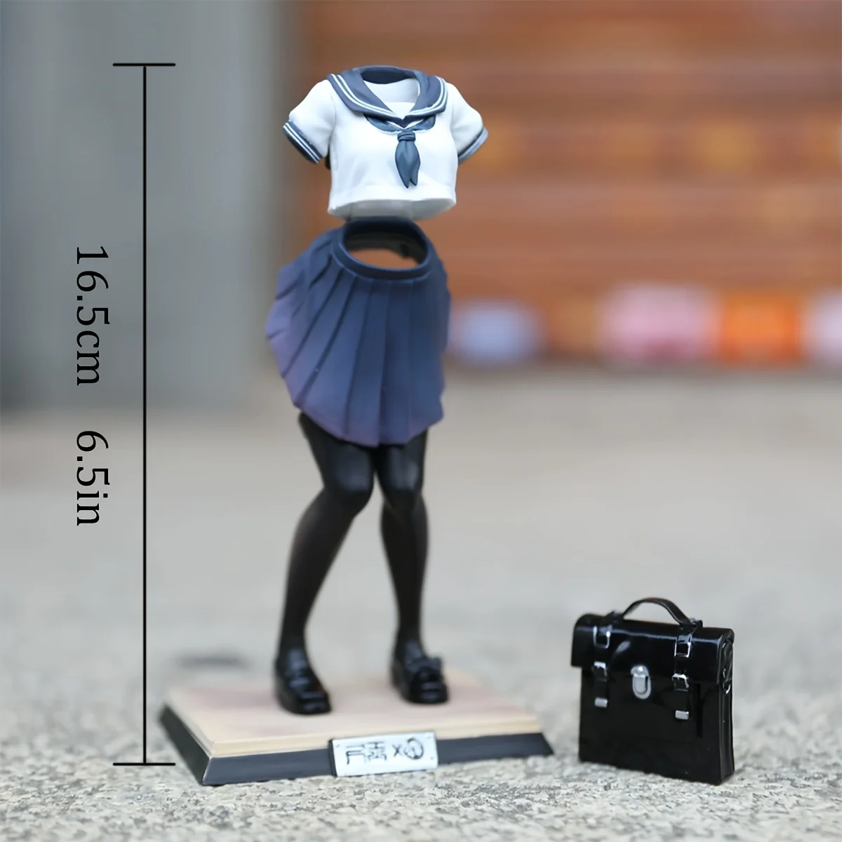 JK w nowych ubraniach Figurki i Statuetki Anime |   Ozdoby do dekoracji wnętrz |   Prezenty festiwalowe i przedmioty kolekcjonerskie