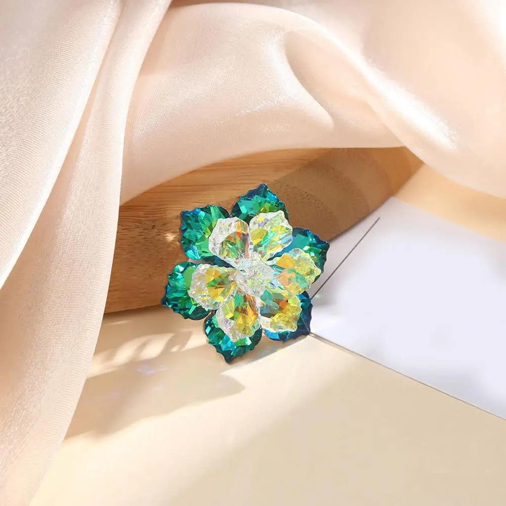 Faux Flower Brooch Shining Ball Party Brooch Pin with Reflective Faux Flower Shape Colorful Evening Dress Chest for Bride