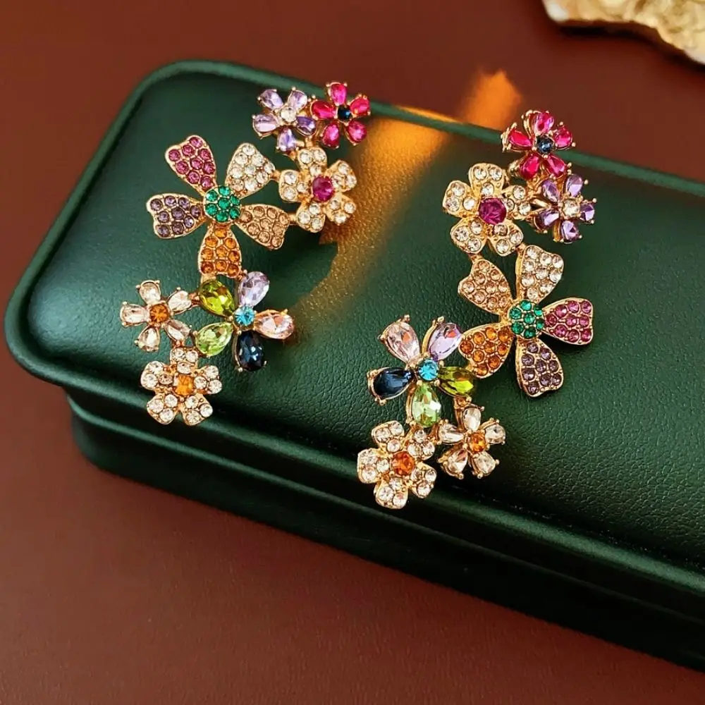 Elegant Sweet Rhinestone Flower Earrings Hollow Out Ear Jewelry Shining Flower Earrings Colored Ornaments Sweet Ear Clips Women