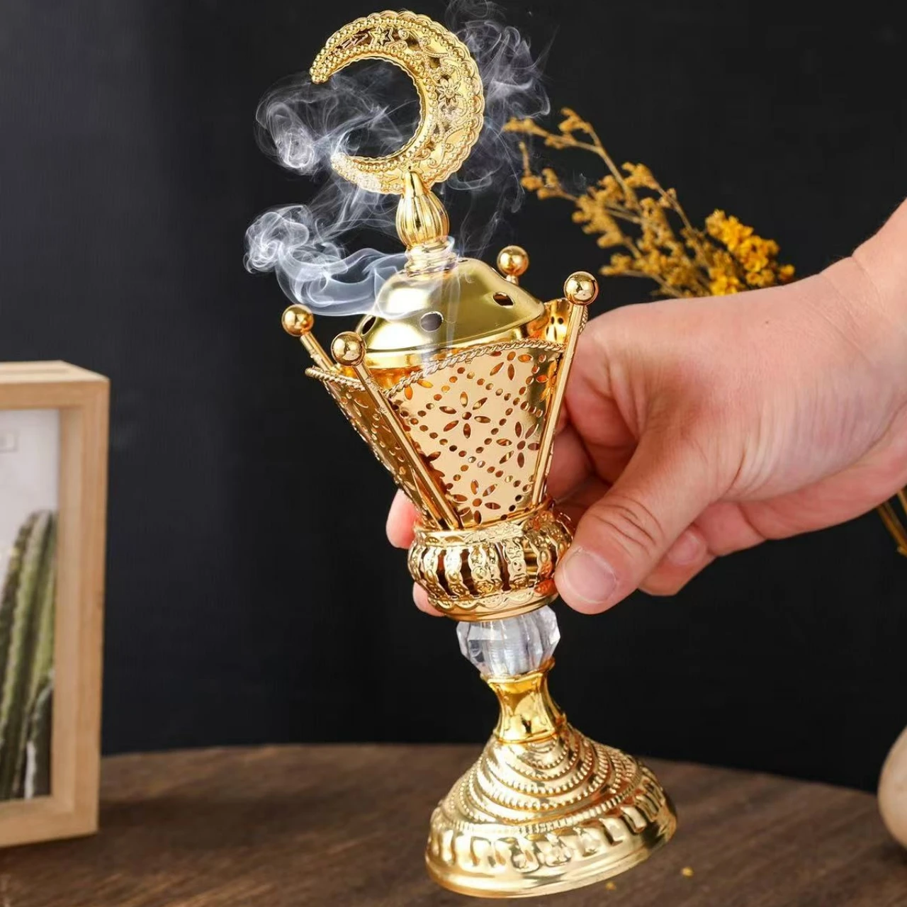 Middle Eastern Golden Incense Burner, Luxury Arabian Living Room Home Moon Decorative Vintage Incense Holder Candle Holder