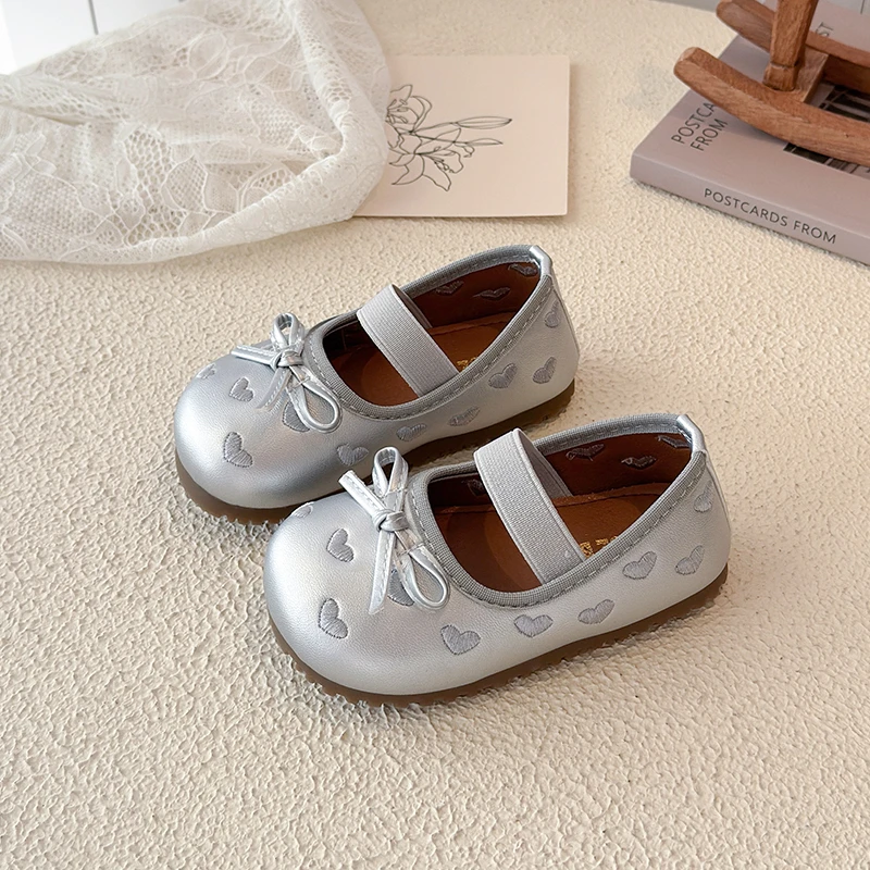 Autumn Girls Mary Janes Embroidery Heart Elastic Band Cute Kid's Flat Shoes Solid Colors Soft Daily Sweet Fashion Children Shoes