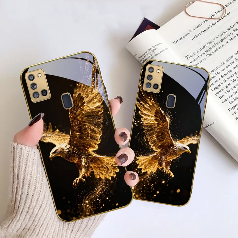 

Flying Golden Eagle For Samsung A 31 32 A33 A34 35 14 A15 13 A16 25 26 50 52 53 54 55 56 70 71 72 73 Golden glass phone case