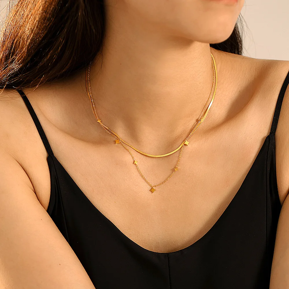 

Fashion 2025 Light Luxury Star Diamond Sequin Collarbone Necklace Ins Style Exquisite Stainless Steel Snake Chain