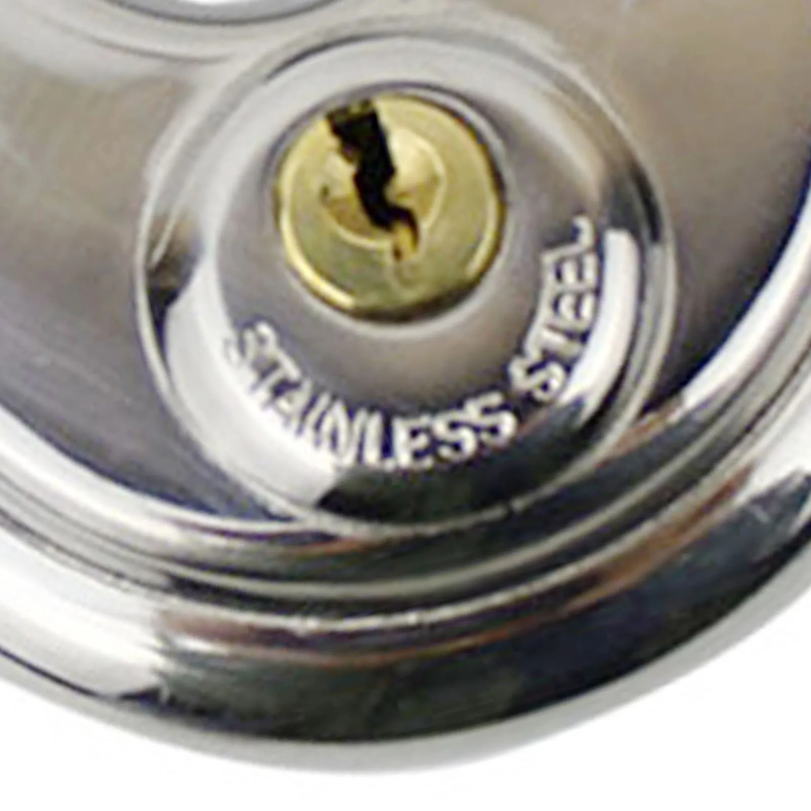 Stainless Steel Corrosion Resistant Discus Padlock With Keys Secure Anti Rust Lock For Warehouse Garage Storage Security view 6