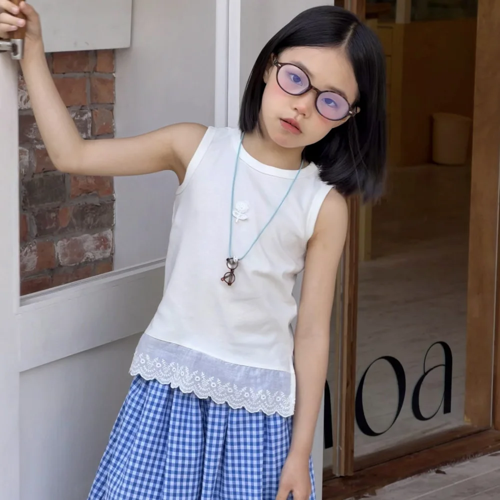 Girls Lace Top 2026 Summer Fashion New Stylish Versatile Solid Color Vest Little Girl Round Neck Sleeveless Base Shirt