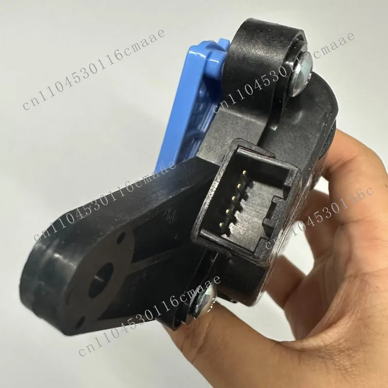 New Door Actuator Automotive Parts 97159-3K000 971593K000