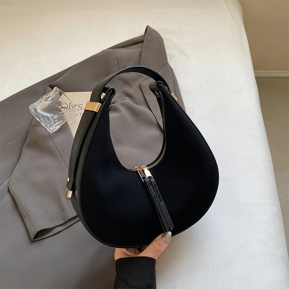 

Women Faux Suede Shoulder Bag Fashion Underarm Bag Large Capacity Trendy Handbag Zip Closure Adjustable Strap Outdoor Travel Bag