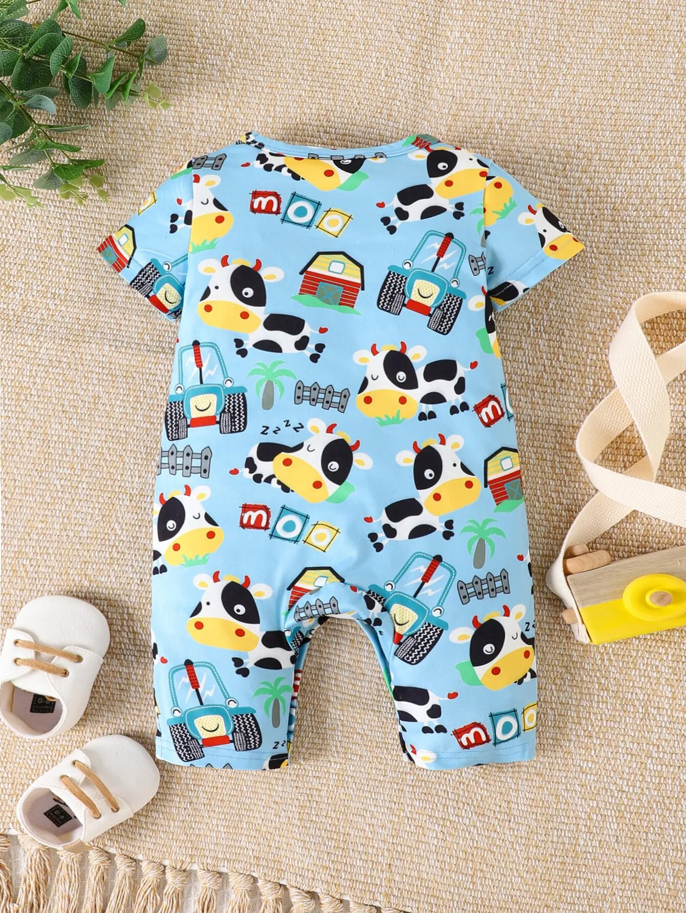 Summer Baby Boys Leisure Sport Cute Comfortable Breathable Short-sleeved Shorts With Khaki Cow Print Baby Romper