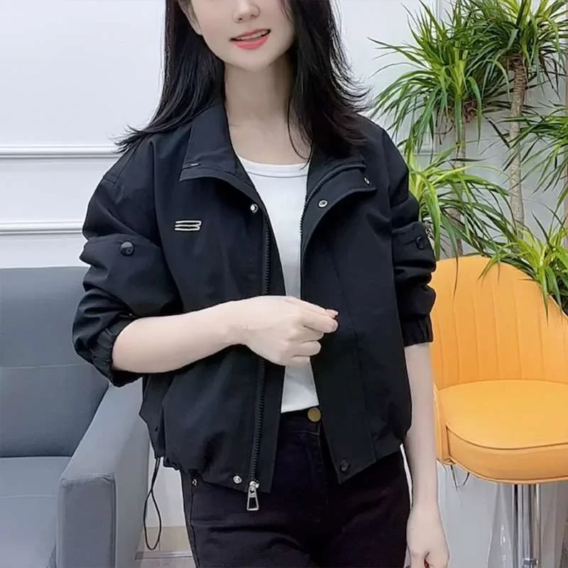 سترة جديدة غير رسمية متعددة الاستخدامات بتصميم قصير للنساء لربيع وخريف 2025 #4