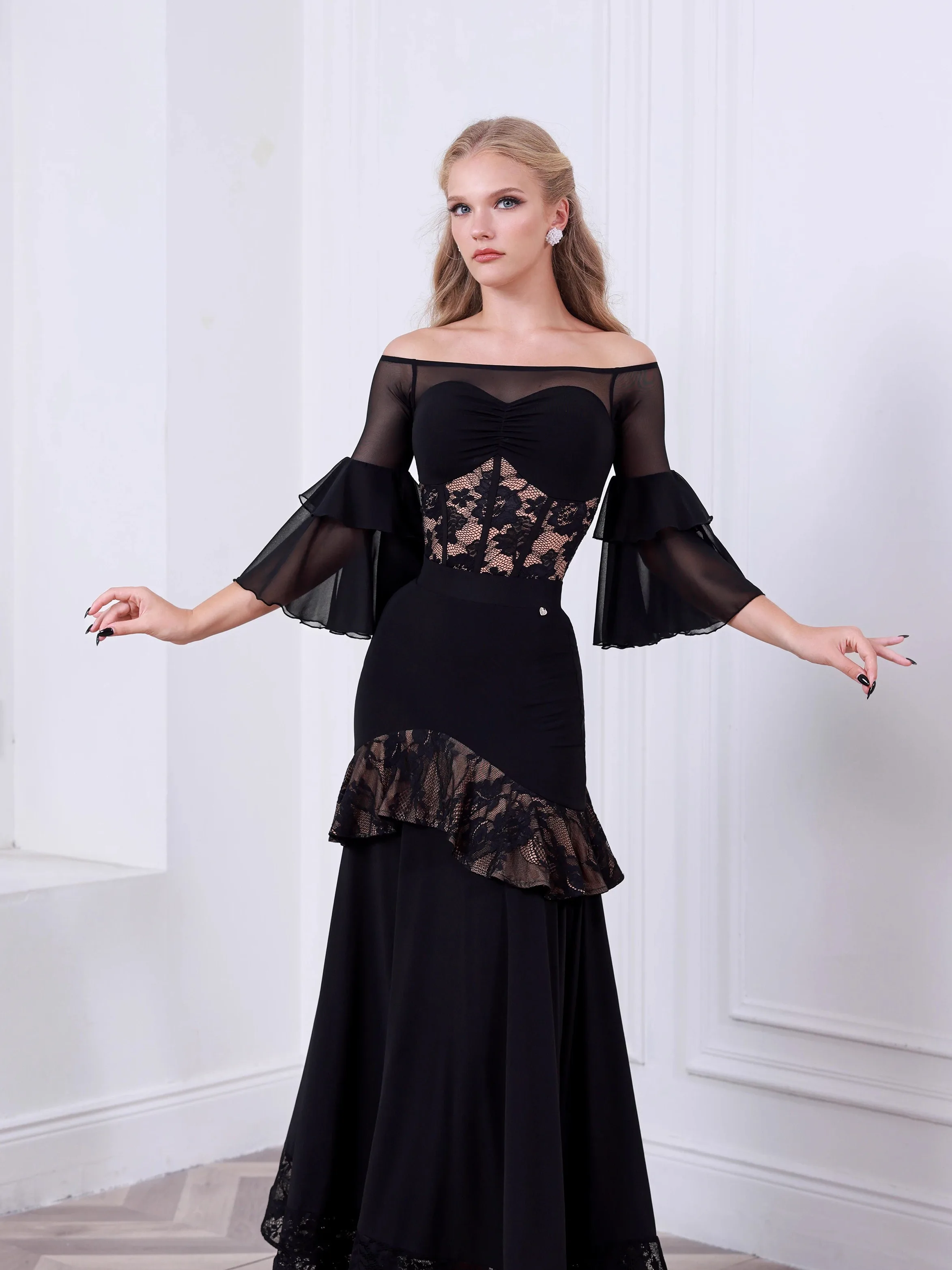 Sukienka do tańca latynoamerykańskiego dla kobiet z odkrytymi ramionami, suknia balowa do eleganckiego walca i treningów modernu.