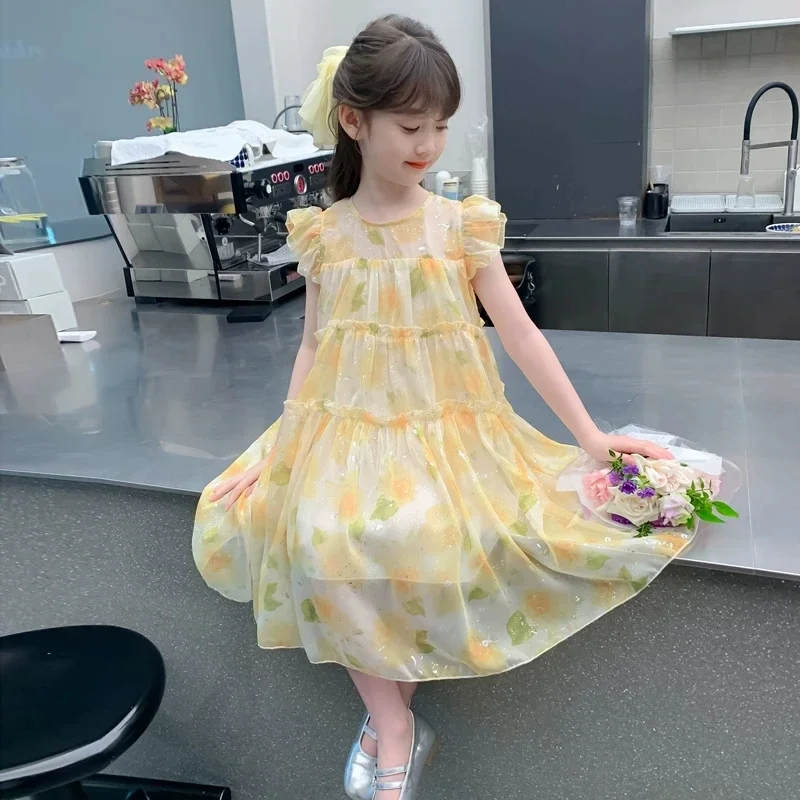 Novo Vestido Infantil Amarelo com Estampa Floral em Camadas para Meninas 2026, Vestido de Verão com Manga de Babado e Chiffon Brilhante para Férias, P
