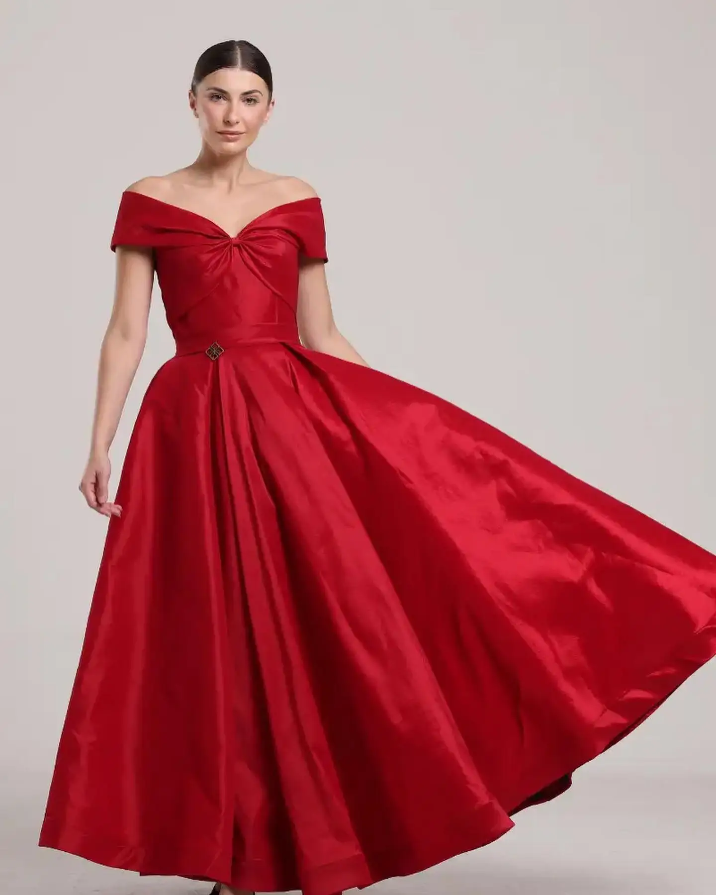 

Customized Fashion Satin A-Line Off the Shoulder Evening Dress Short Sleeves Floor Length Burgundy Panel Train Zipper Back