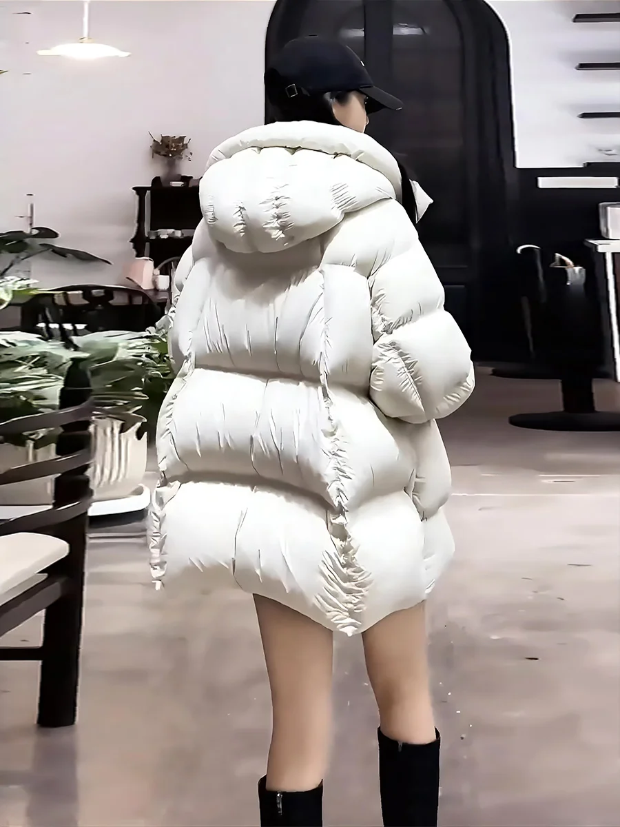 

Женская зимняя куртка-пуховик Thiened White Du, новинка 2025 года, с дизайном капюшона из пены Sle Cloud, теплая, стандартной длины, в стиле Sweet Sle