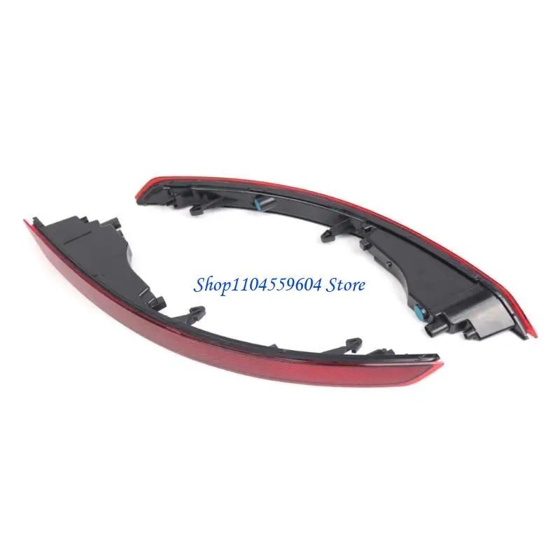 

12QM Car Tail Rear Bumper Reflectors Fog Lamp Warning Light For RSQ8 2020-2022 4M8945701 4M8945702 Assembly