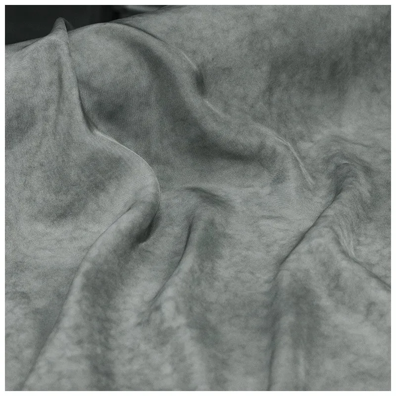 18 momme soil-dyed silk fabric twill dyed and stir-fried wide pocket