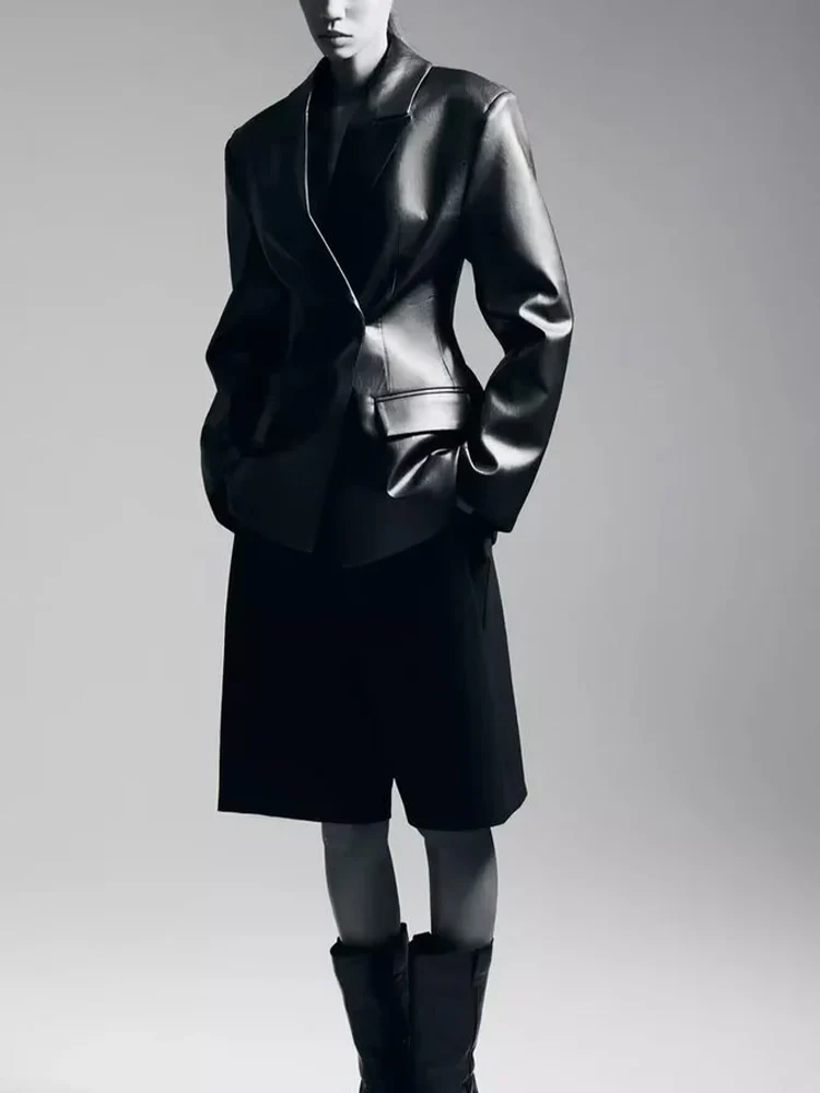 Estilo europeu e americano outono novo estilo de viajante feminino fino plutônio imitação de couro textura manga longa com decote em v terno jaqueta