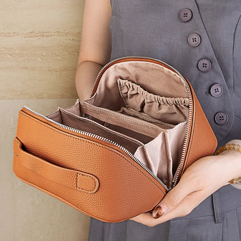Real leather exquisite multi-functional travel makeup bag, small and portable, women's handbag for toiletries