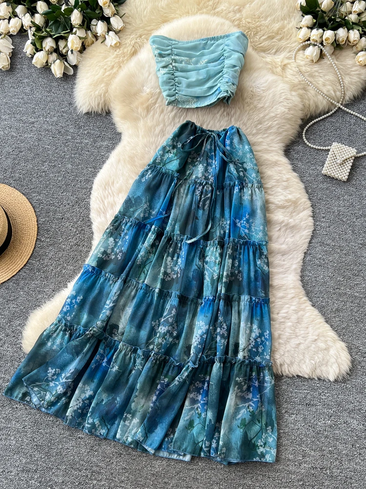 

Blue Floral Print Crop Top And High Waist Skirt Slim Fit Two Piece Set for Women Summer Slimming Holiday Style Fashionable