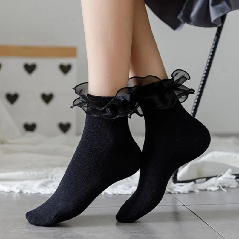 

Lovely Black/White Color Lace Ruffle Lolita Socks Sweet Soft Breathable Japanese Style Princess Socks Girls Cosplay Soxs Gifts