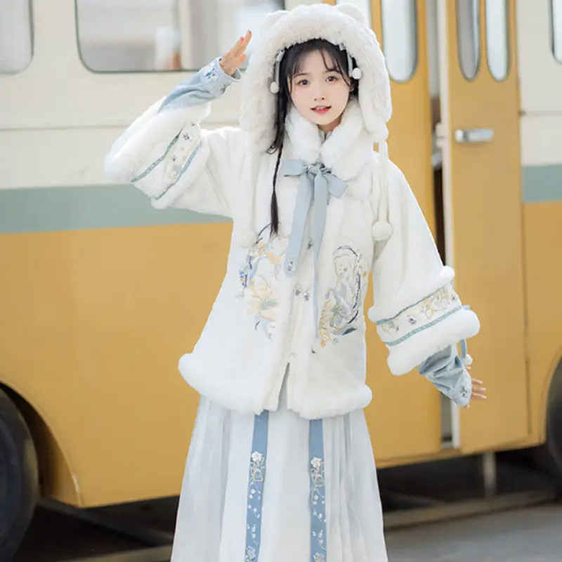 2023 Winter Hanfu Vrouwen Drie Stuk Tang Ming Dynastie Top Plooirok Leuke Fee Gril Lady Chinese Traditionele Stijl Pak