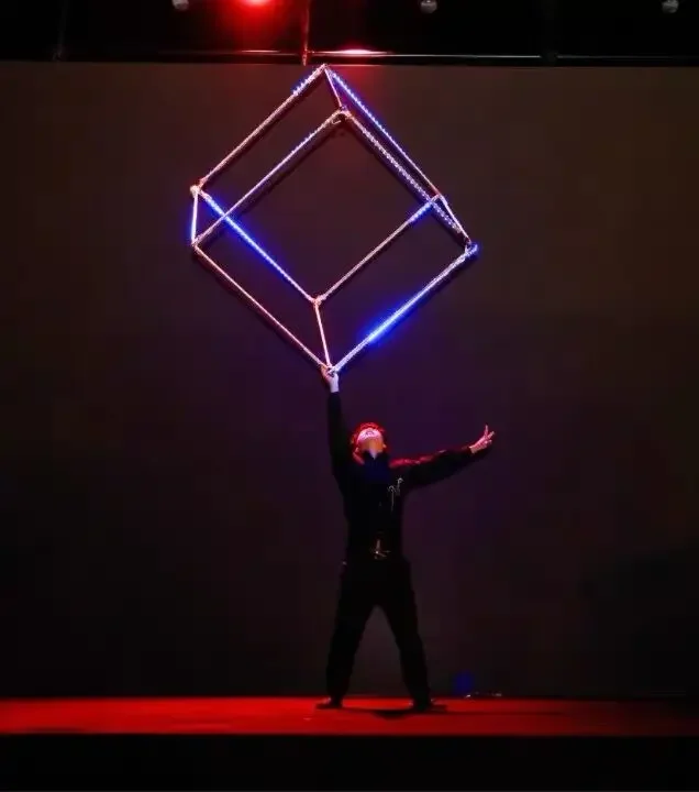 RGB LED Cube Acrobatics Triangle Lighting Stage Prop Acrobat Handhold Rechargeable Dancer Performance Party Ente