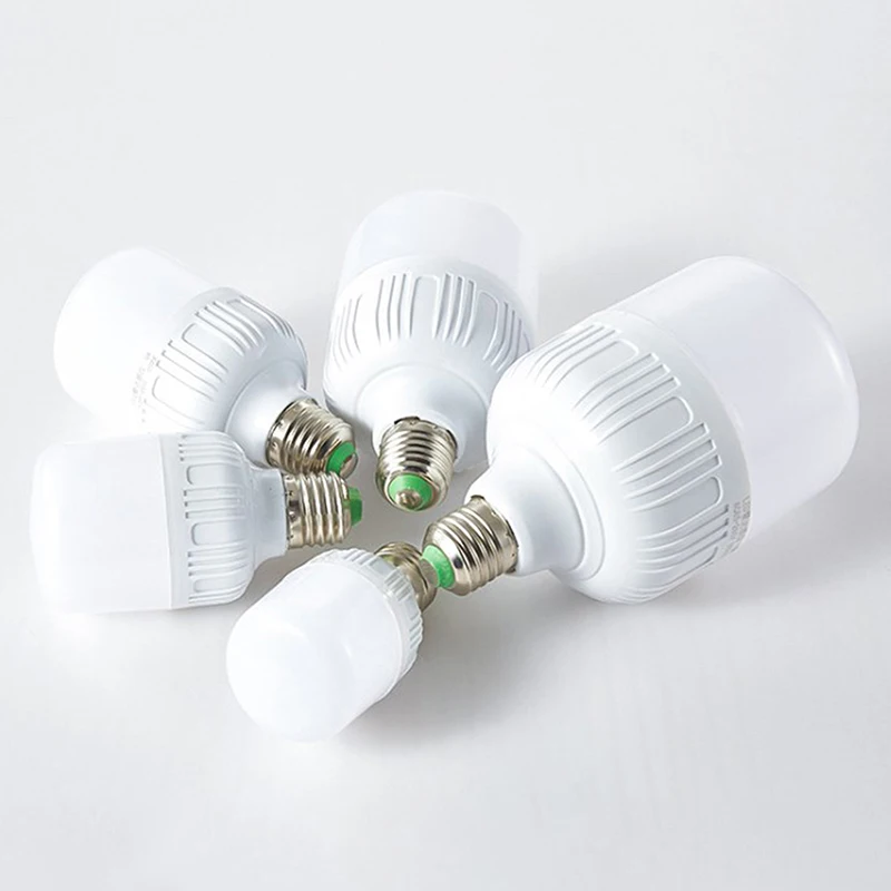 1PC Żarówka LED z czujnikiem radarowym Światło aktywowane ruchem 220V Zewnętrzne światło LED 5W 7W 9W Światło z czujnikiem radarowym Światło z czujnikiem korytarza
