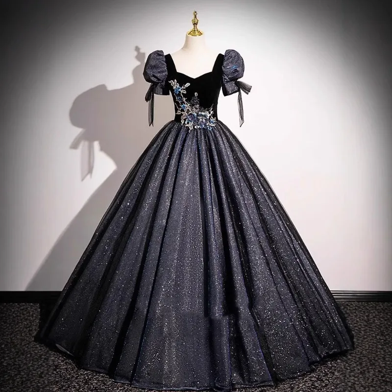 2026 Abito da sera con scollo a V ricamato nero delle nuove donne Abito da ospite per esame d'arte vocale con maniche a palloncino alla moda e magre