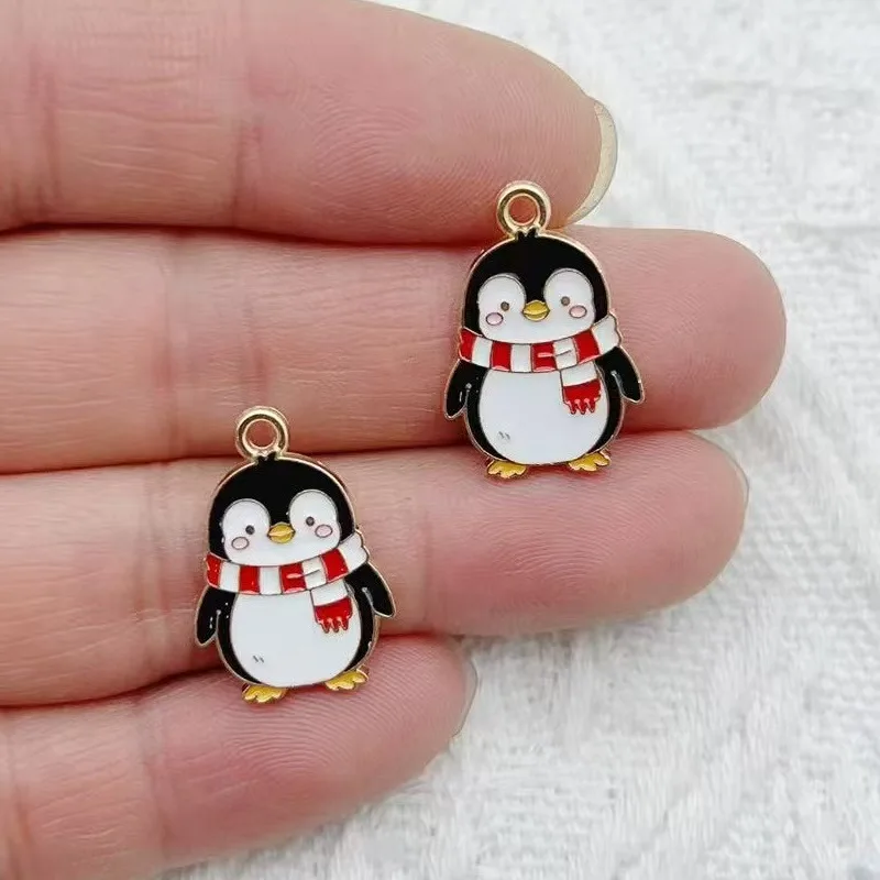 10pcs Cartoon Penguin Panda DIY Korean Edition Keychain Pendant Necklace Pendant Alloy Drip Oil Jewelry Accessories view 3