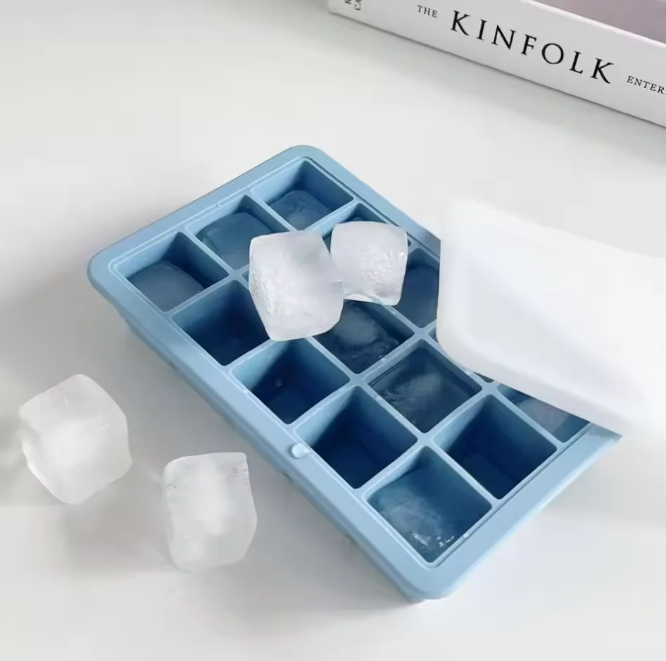 Silicone Ice Cube Maker Mold, DIY Homemade Square Tray Molds with Lids, 15 Cavity